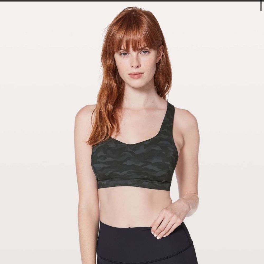Lululemon Free to be Serene sz 4 - Sequoia Camo Print Deep Coal Black
